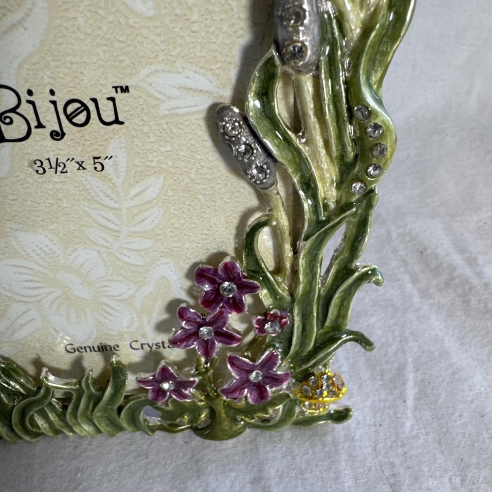 Bijou Jeweled Enameled Butterfly/Lily Picture Frame (insert: 3.5x5") 3D Stand - Picture 3 of 6
